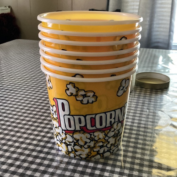 Popcorn 🍿 yellow containers , set of 7 bucket tubs - Picture 1 of 7